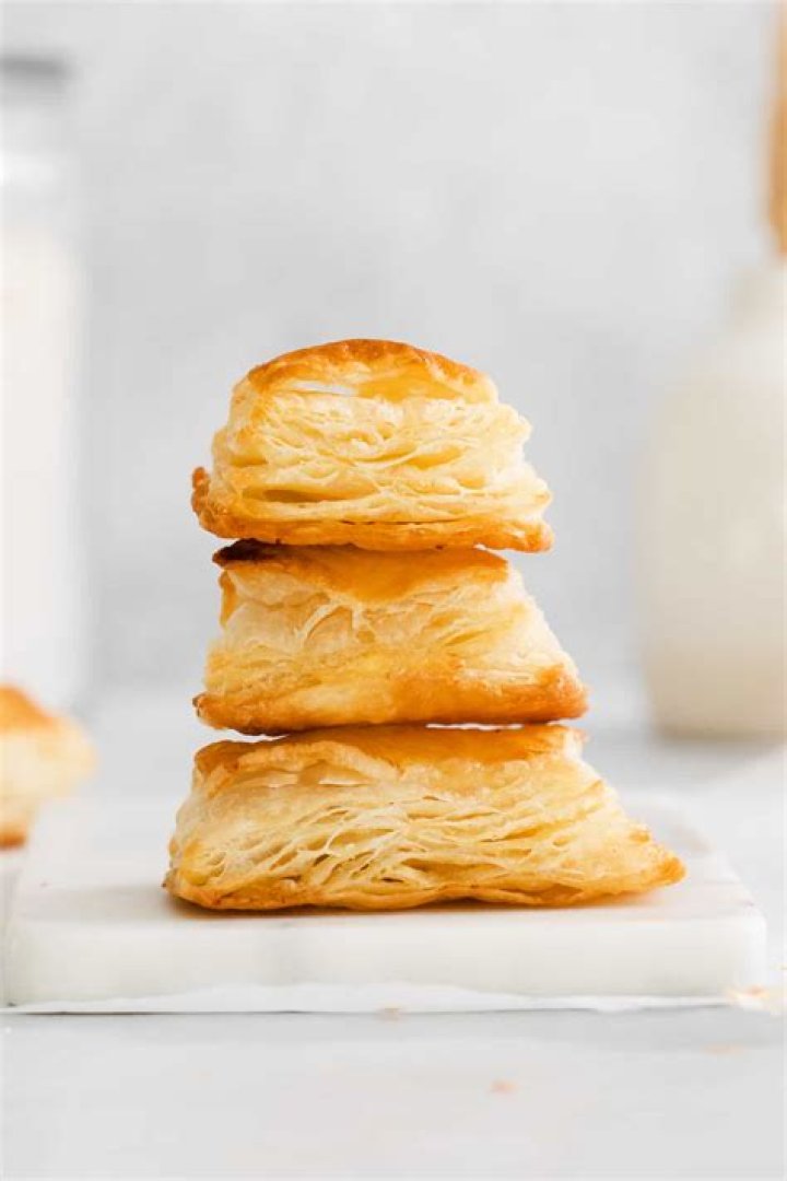 What is folding in puff pastry