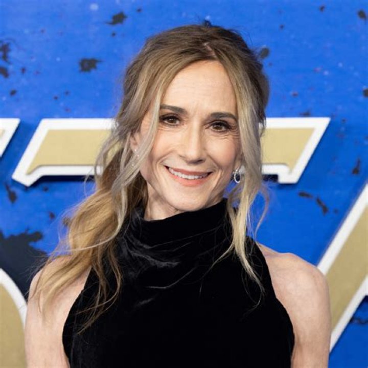 What is Holly Hunter known for